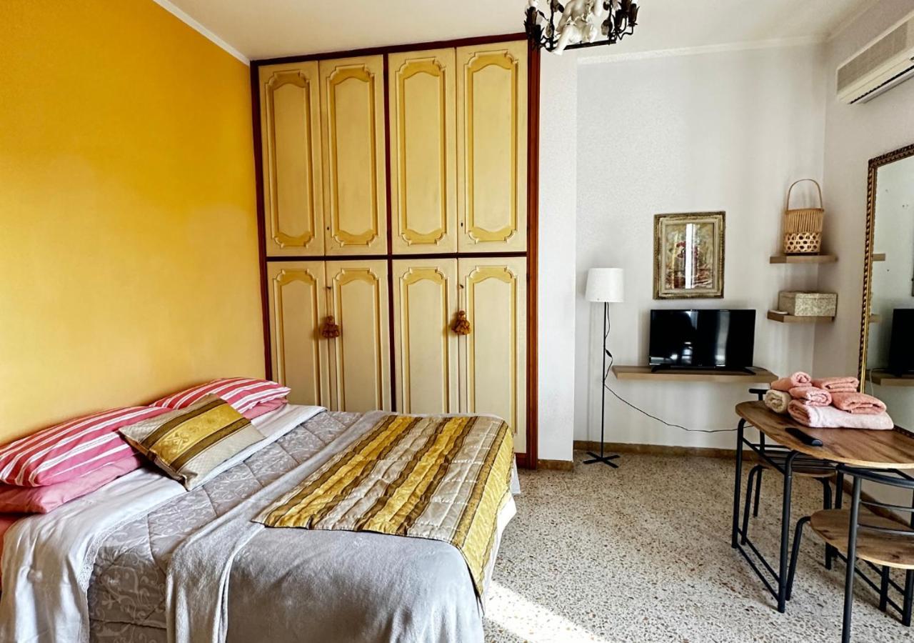 Apartamento L'Attico In Centro Terni Exterior foto